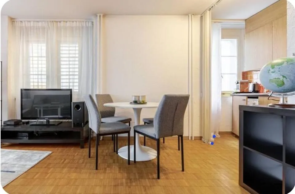 Apartment 5-Mins Walk To Zurich Main Station - City Center Switzerland