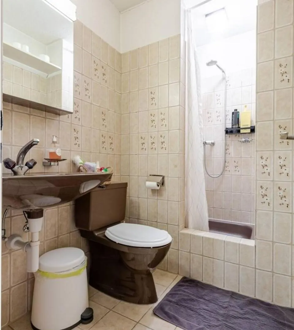 5-Mins Walk To Zurich Main Station - City Center